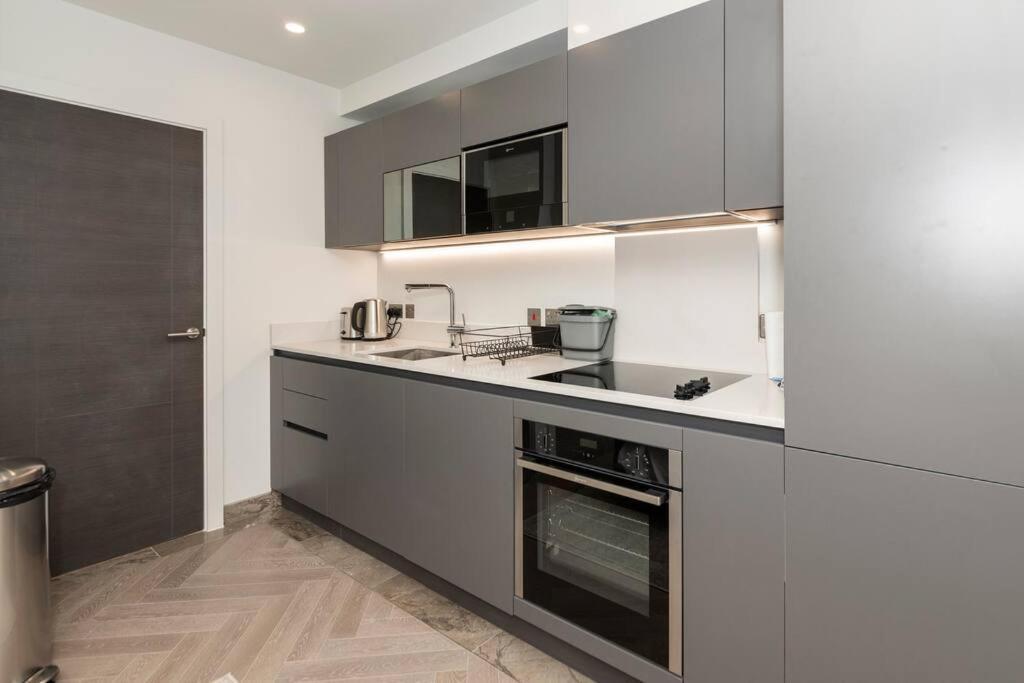 Charming Flat In The Heart Of Chrl F1 Apartment *
