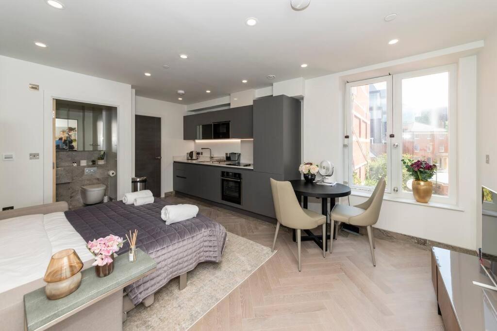 Charming Flat In The Heart Of Chrl F1 Apartment Reading