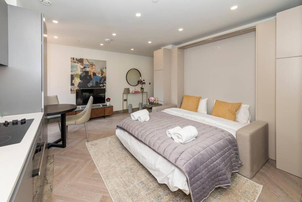Charming Flat In The Heart Of Chrl F1 Reading