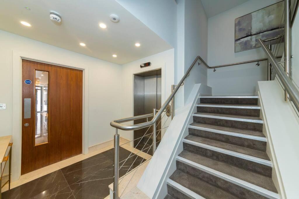 Charming Flat In The Heart Of Chrl F1 * Reading