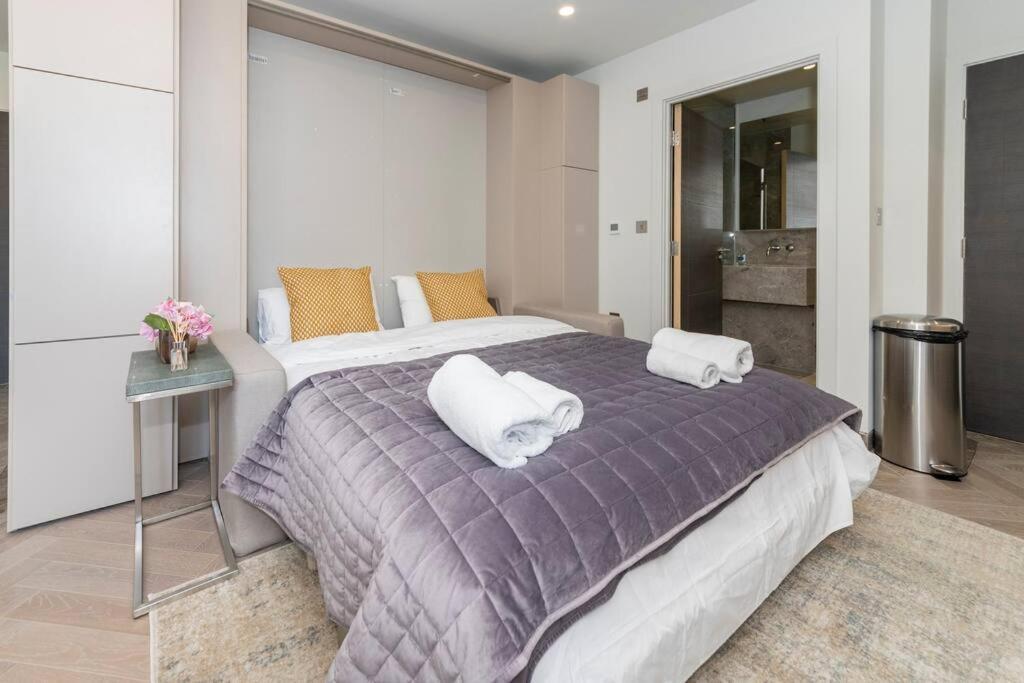 Charming Flat In The Heart Of Chrl F1 *