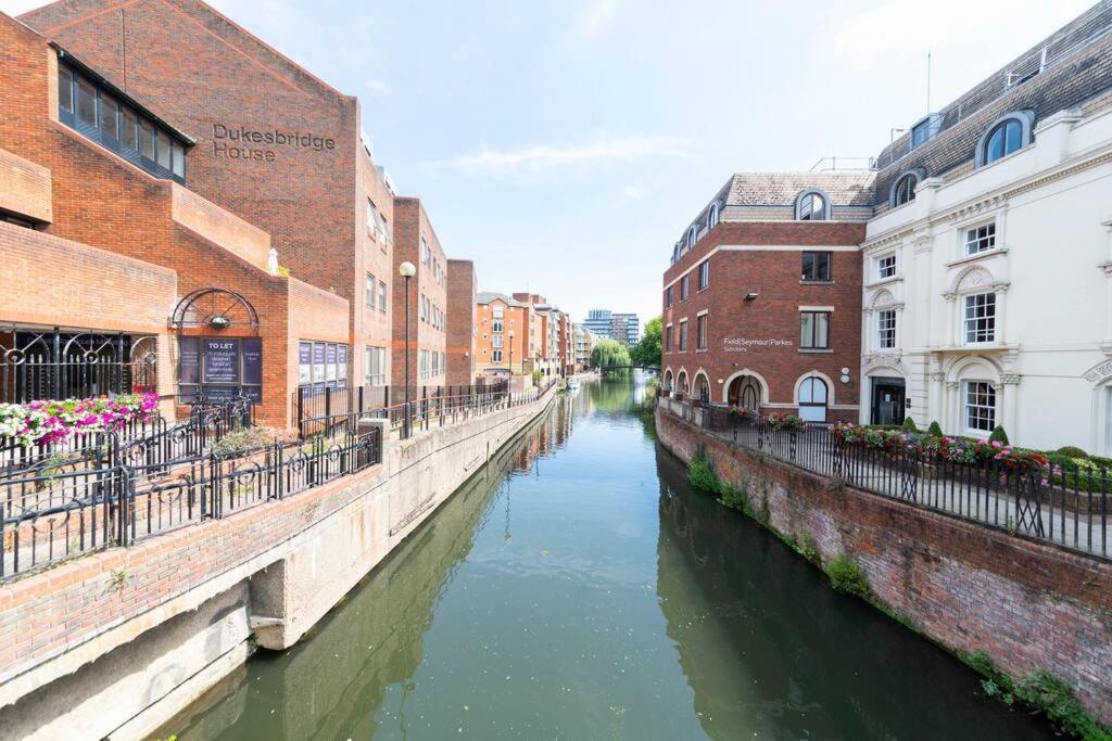 Apartment Charming Flat In The Heart Of Chrl F1 Reading